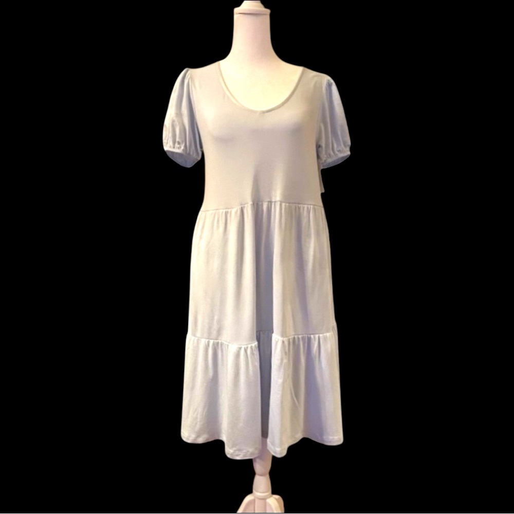 Black Tape Women’s V-Neck Puff-Sleeve Baby Doll Dress. Light Sky Blue. Size XS